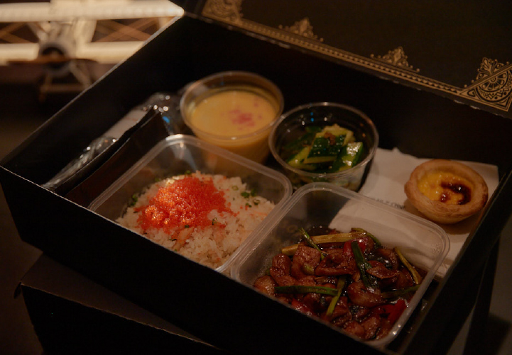 In-Flight To-Go Meal